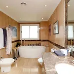 Luxurious Penthouse Апартаменти