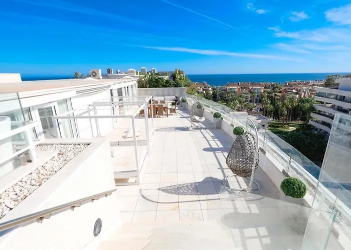 Апартаменти Luxurious Penthouse Марбелья