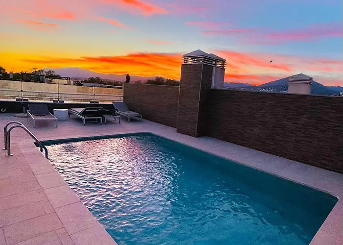 Апартаменты Luxurious Penthouse Марбелья