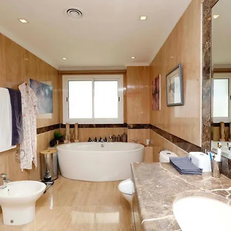 Luxurious Penthouse Apartament