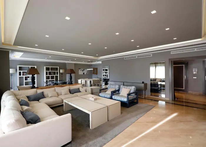Luxurious Penthouse *